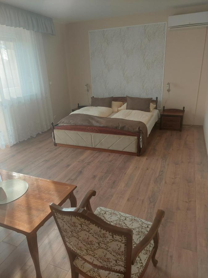 Panorama Hotel 3*