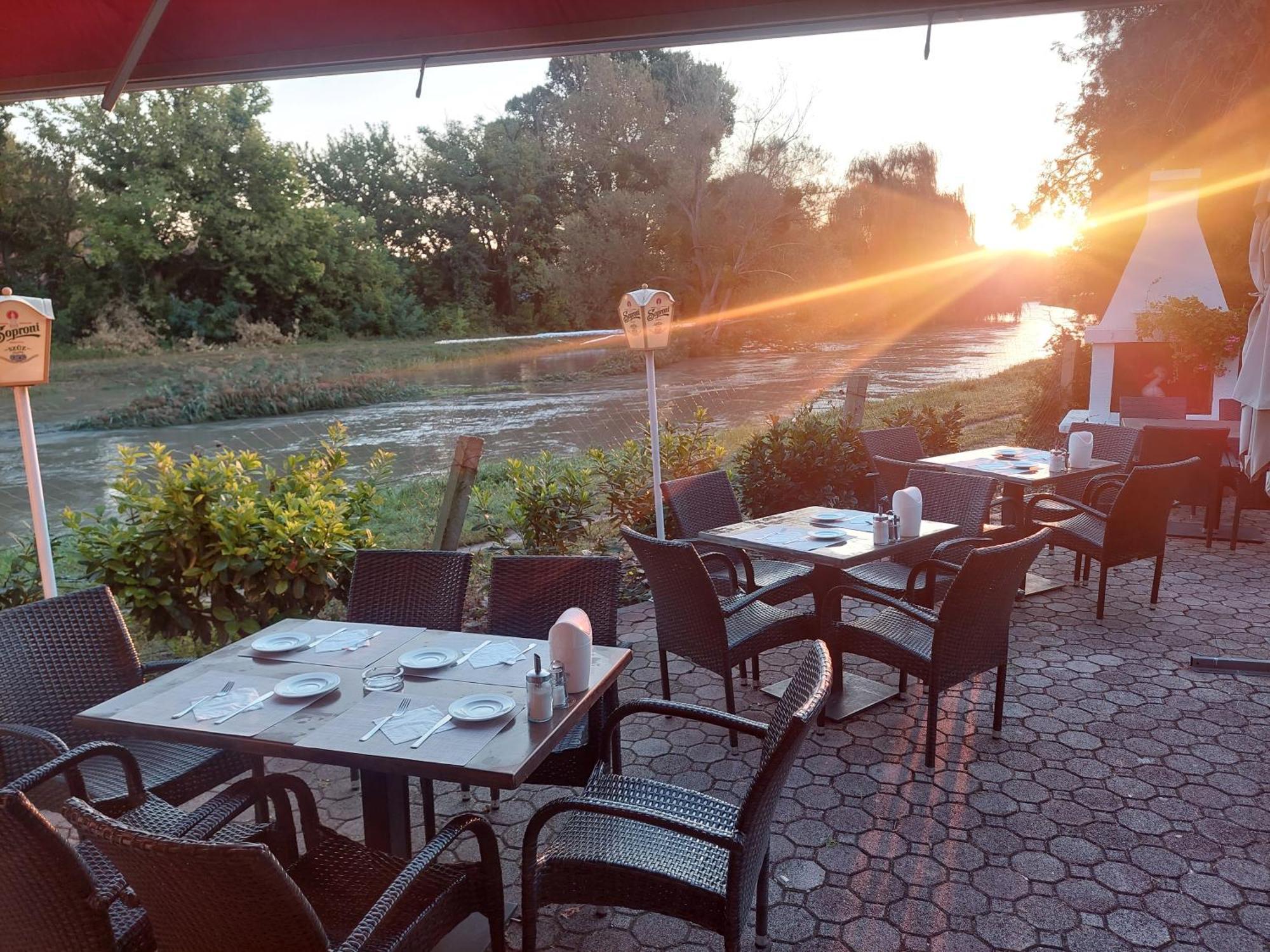 Panorama Hotel Mosonmagyaróvár